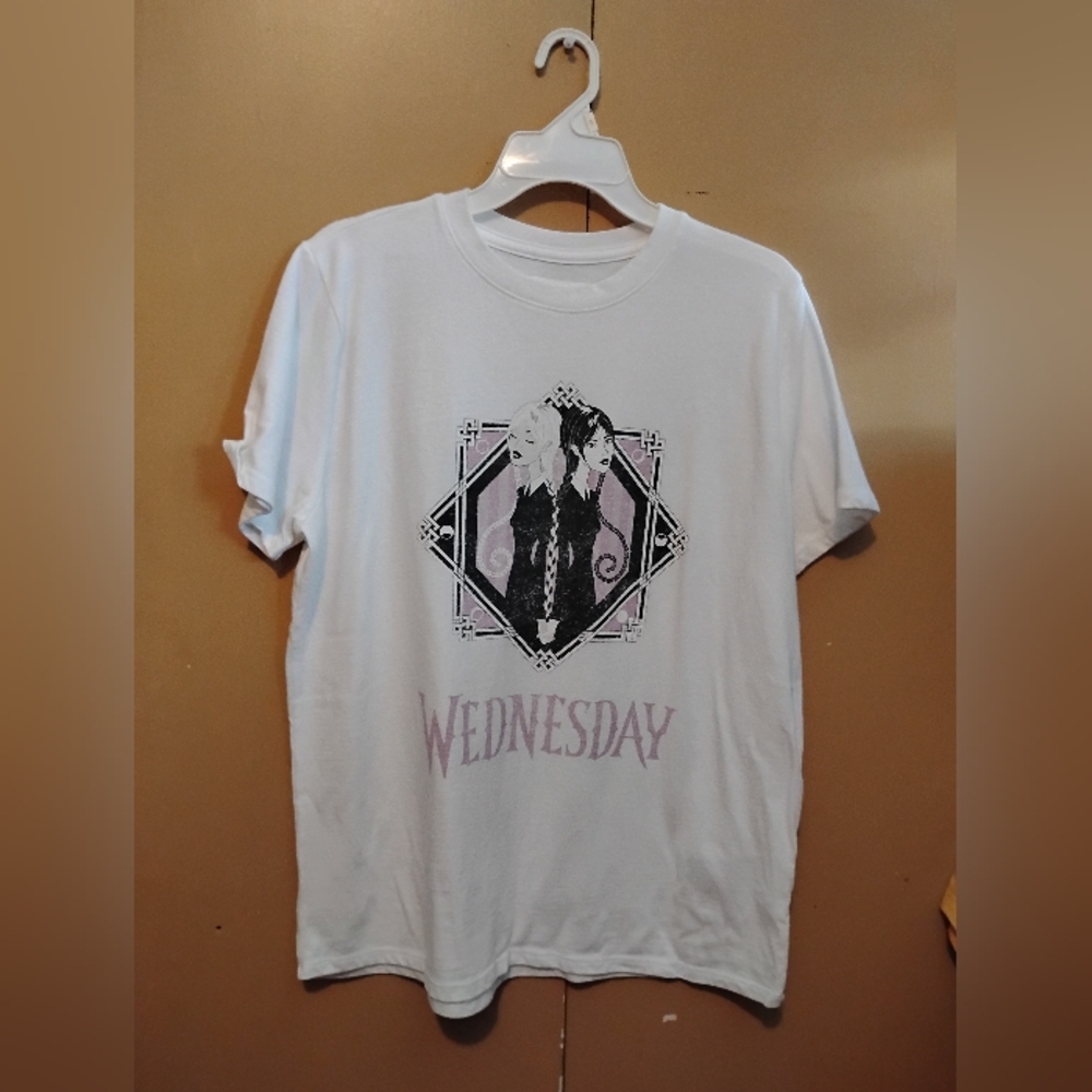 Wednesday Adams & Enid Sinclair Graphic XL Shirt
